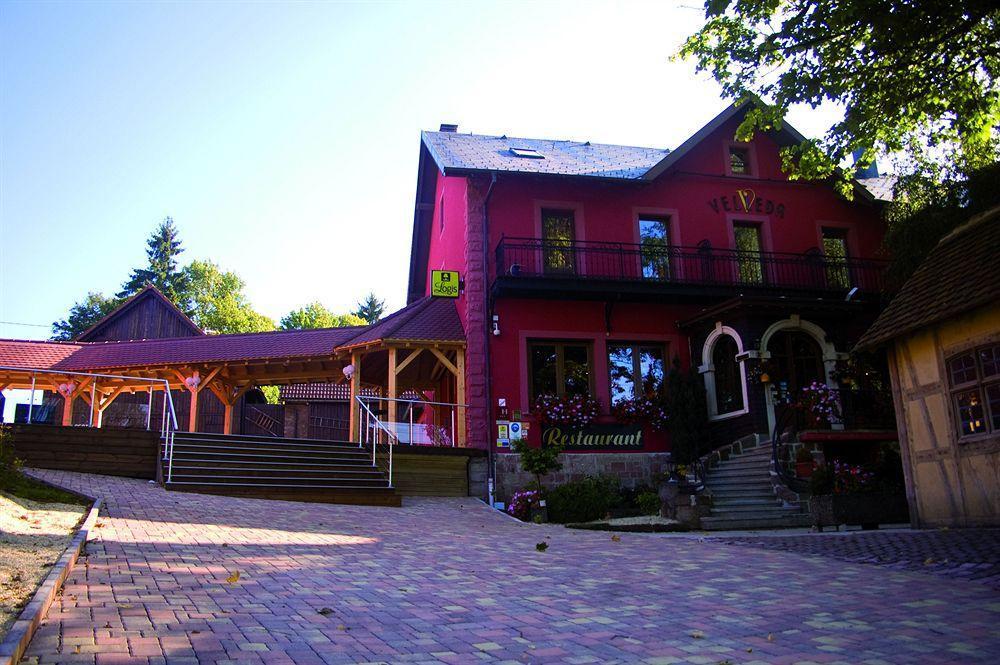 Hotel Restaurant Le Velleda Grandfontaine  Exterior foto