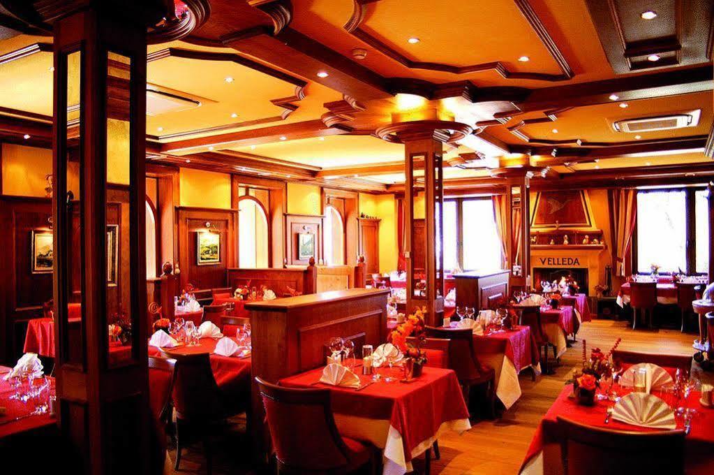 Hotel Restaurant Le Velleda Grandfontaine  Exterior foto